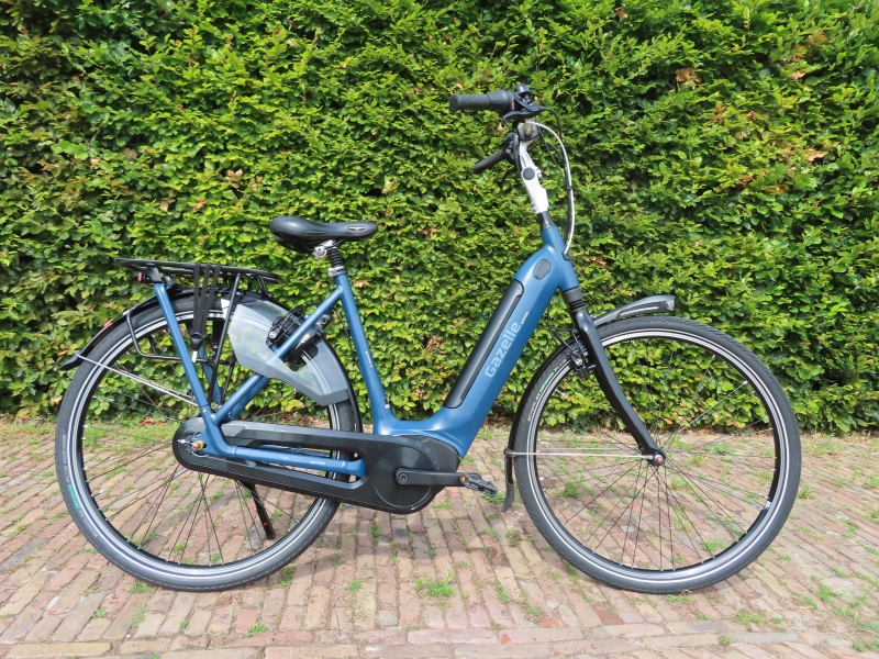 Gazelle Grenoble C8 - D53 - 2021 - 500wh - 4600 km Gazelle Grenoble C8 - D53 - 2021 - 500wh - 4600 km